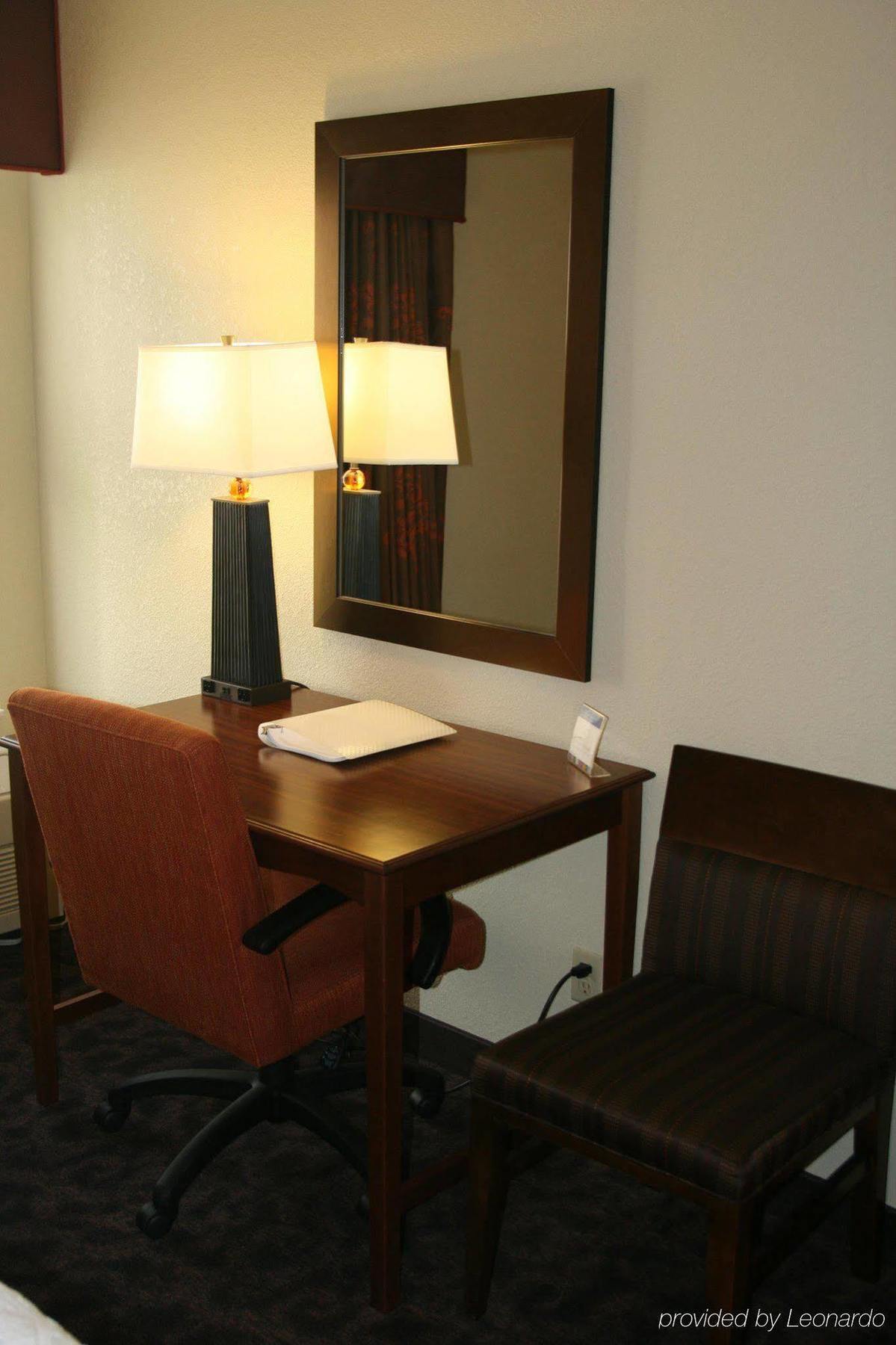 Hampton Inn Mansfield/Ontario Экстерьер фото